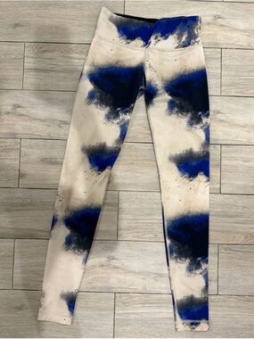 Lululemon Cloud Print Leggings